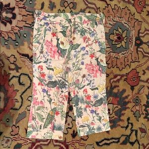 Yansi FugelFloral Capri Pants with Multicolor Blooms & Sundance silk islet top
